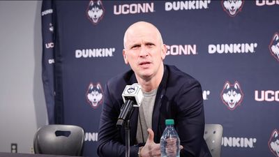 Dan Hurley Had NSFW Answer When Asked How UConn Was Handling the ‘Press'