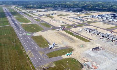 Minister ‘sets path’ to allow Gatwick to open second runway