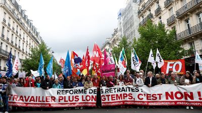 French social partners start three months of pension reform discussions