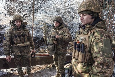 US, EU move apart as Trump eyes Ukraine’s minerals and a deal with Russia