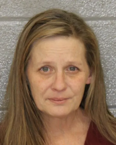 Man Frantically Calls For Help From Inside Locked Storage Unit He Says His Girlfriend Trapped Him Inside For Days