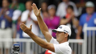 Florida Gator Billy Horschel Faces Off Against Actual Gator at PGA National