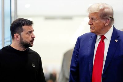 Donald Trump makes U-turn on Volodymyr Zelensky dictator comment during meeting with Keir Starmer