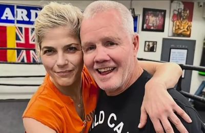 Selma Blair takes up boxing following her battle with MS
