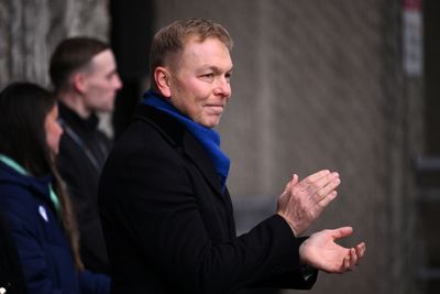 Sir Chris Hoy reveals cancer left him with broken back