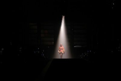 Versace struts confident collection as rumors swirl that the Milan fashion mainstay is on the market