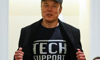 With lists and notebooks, I find that I am worryingly on the same page as Elon Musk