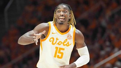 Tennessee Rings in March With Electric Buzzer-Beater to Take Down Alabama