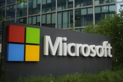 Microsoft Outlook Users Face Service Disruption