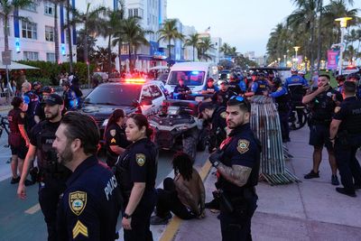 Miami Beach mayor says no to getting back together a year after breaking up with spring breakers