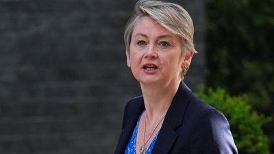 Yvette Cooper’s New Portrait Sparks Outrage as Brits Struggle to Make Ends Meet!