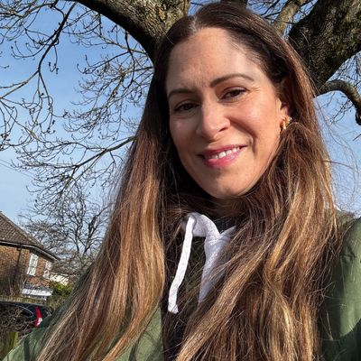 I've been stressed so tried the viral colour walk every day for a week - and am blown away at how calm I feel