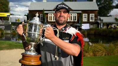 NZ Open winner takes a good Peake through an Open door