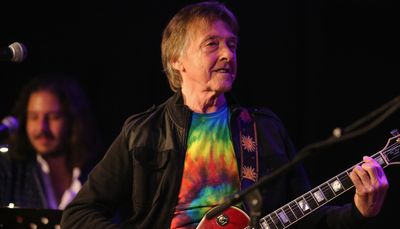 “An unbelievably special musician, and an amazing person”: Joey Molland, guitarist, singer, last surviving original member of Badfinger, dies at 77