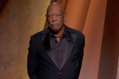 Why Morgan Freeman wore just one glove at the 2025 Oscars