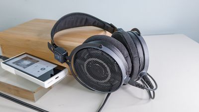 Audio Technica ATH-R70xa review: Light on build, big on sound