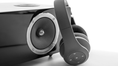 World Hearing Day: Speaker vs headphones- Which is better for the ears and why?