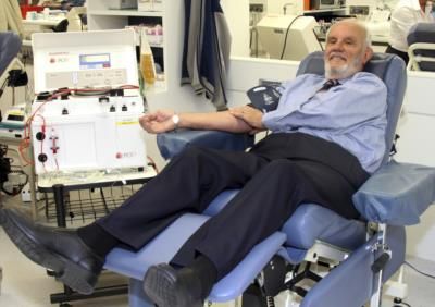 Australian Man Saves 2.4 Million Babies Through Plasma Donations