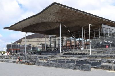 Welsh Government passes budget in tight vote