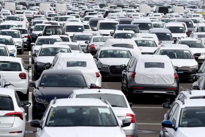 New car market fell 1% in February