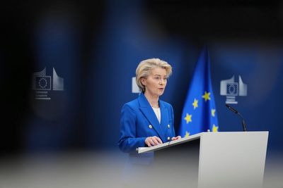EU leaders to hold emergency Ukraine talks, seeking to adapt to new security demands without the US