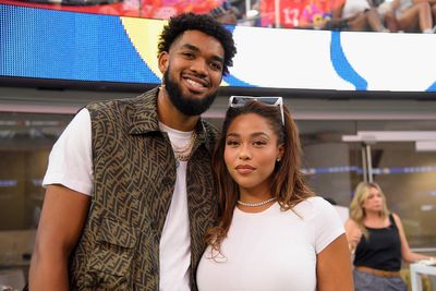 Jordyn Woods’ cryptic tweet sparks concerns after boyfriend Karl-Anthony Towns misses Knicks game