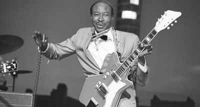 Jimmy Reed was one of the most influential blues guitarists to ever live – and his fingerpicking style makes an incredible launching pad for improvisation