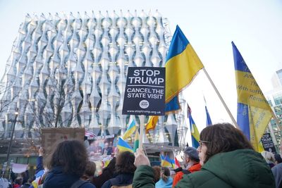 Hundreds of Ukraine supporters condemn Trump at US embassy protest