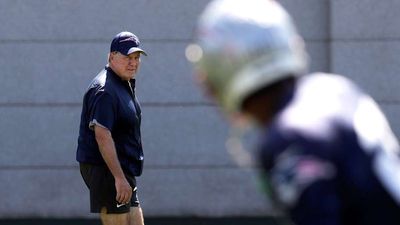 Bill Belichick Brings Longstanding Patriots Tradition to First North Carolina Practices