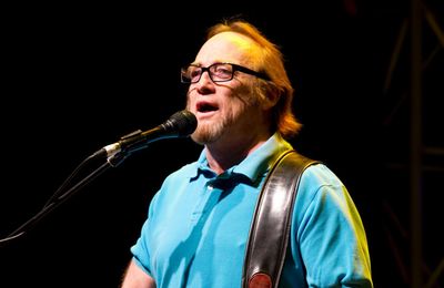 Stephen Stills 'comfortable' with sobriety