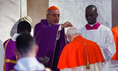 Cardinal reads pope’s Ash Wednesday homily meditating on ‘tragedy of death’