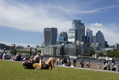 London weather: Capital set to be hotter than Ibiza this weekend as spring 'heatwave' continues