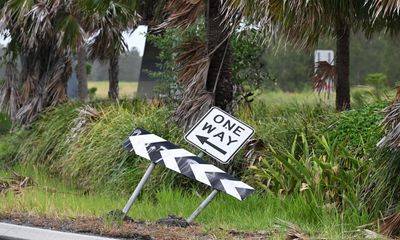 Welfare recipients told to perform mutual obligations as Tropical Cyclone Alfred bears down on Queensland