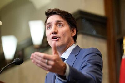 Trudeau expects a trade war between Canada and the US for the 'foreseeable future'