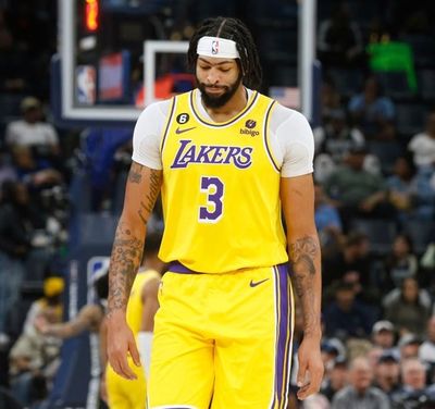 Lakers owner says Anthony Davis was 'complaining' a lot before Dallas trade