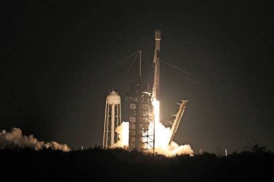 Watch live: Intuitive Machines’ Athena attempts moon landing in historic search for water