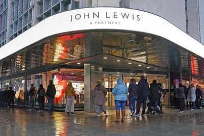 John Lewis and Currys staff to get pay rise ahead of April minimum wage increase