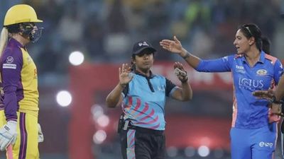 Harmanpreet Kaur fined for Code of Conduct breach in Women's Premier League