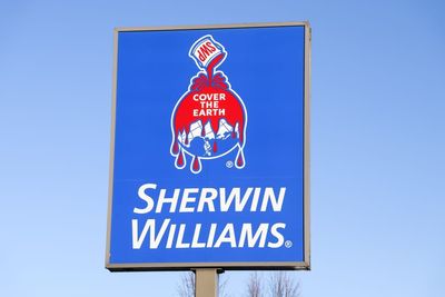Is Sherwin-Williams Stock Underperforming the S&P 500?