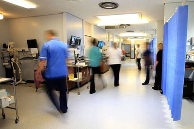 Allowing physician associates to take on doctors’ responsibilities ‘costs lives’