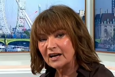 Lorraine Kelly reveals black eye after ‘silly’ fall at home