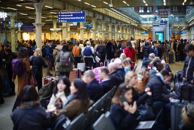 Train passengers left frustrated by Eurostar suspension