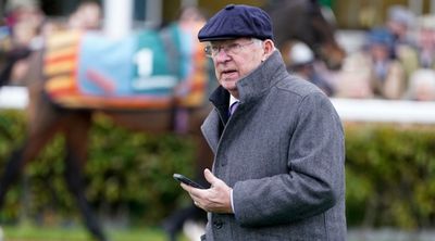 Which horses running at Cheltenham do Sir Alex Ferguson and Harry Redknapp own?