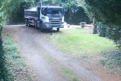 Moment lorry driver causes £40,000 damage to Grade II-listed memorial
