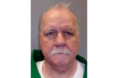 South Carolina death row inmate executed by firing squad, first in U.S. in 15 years