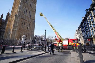 Emergency services called to man climbing up Houses of Parliament