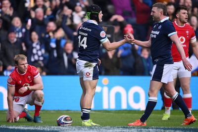 Scotland survive furious fightback as long Welsh losing run goes on