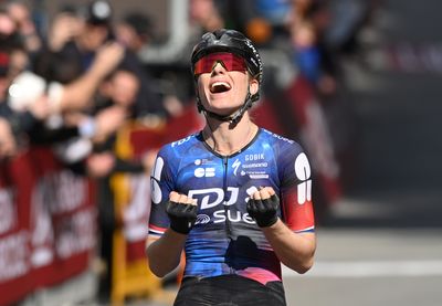 'We f****** did it' - Demi Vollering wins Strade Bianche battle against former coach Anna van der Breggen