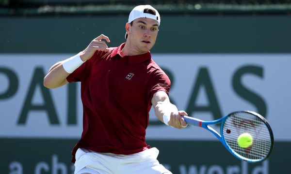 Lucky loser Van de Zandschulp stuns struggling Djokovic at Indian Wells