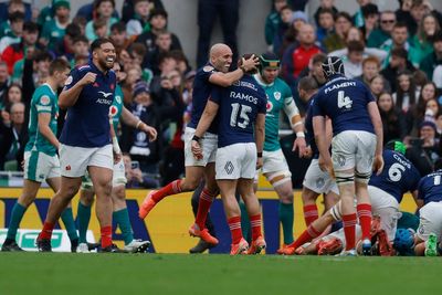 The bold call that paid off for France against Ireland – and why it is controversial